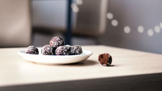 Collagen Bliss Balls Recipe with Super Berries