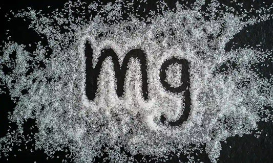 Natural lemon bedtime powder mixed into water for a magnesium sleep powder NZ comparison guide.