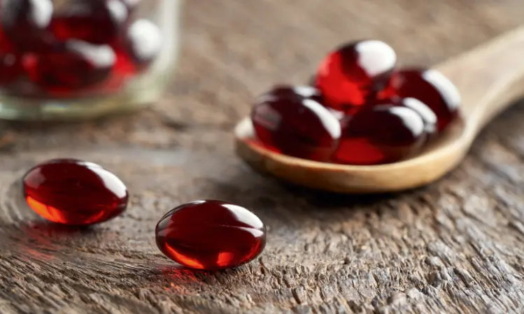 Puraz krill oil softgels beside a simple meal cue for a once-daily routine
